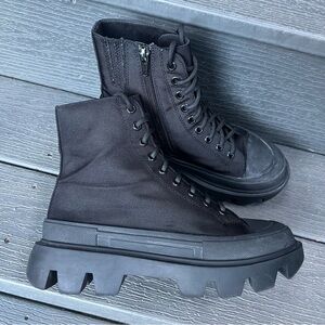 JEFFREY CAMPBELL BLACK  COMBAT CHUNKY SOLE HIKER BOOTS SIZE 7